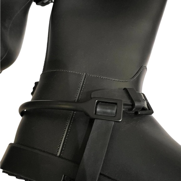 Givenchy Black Winter & Rain Boots - Picture 7 of 10